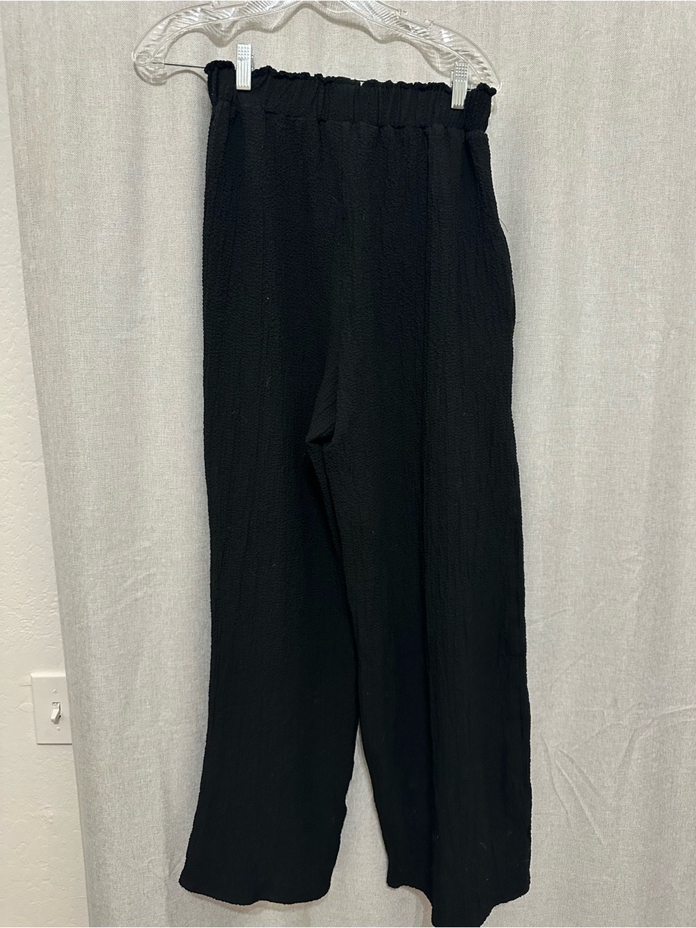Black Wide-Leg Elastic Waist Pants - Women size medium lulus